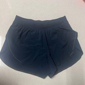 Lululemon running reflect shorts